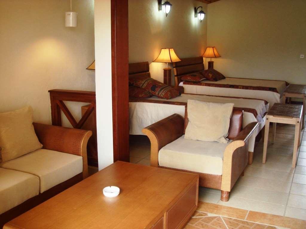 Hotel Kilima Safari Camp Oloitokitok Habitación foto